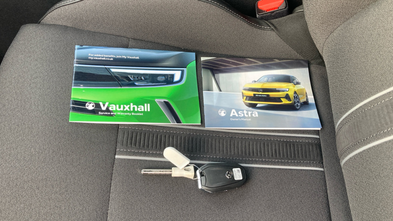 Vauxhall Astra 115kW GS 54kWh 5dr Auto Electric Hatchback